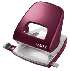 Дырокол Leitz New NeXXt Style, красный гранат, до 30 листов, металл (5006-00-28)
