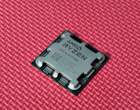 AMD Ryzen 5 7600