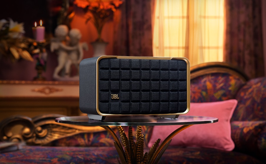 JBL-Authentics-200-Black-1